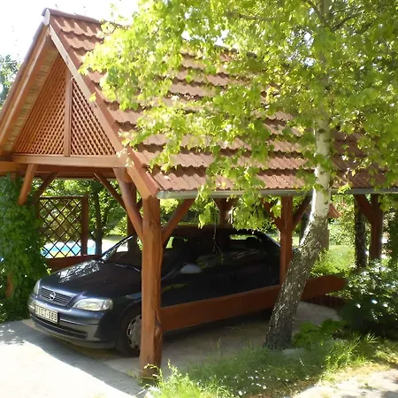 In - Balaton 18584 شقة Fonyód